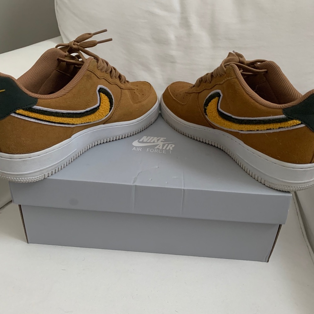 Air Force 1 - Picture 5 of 6